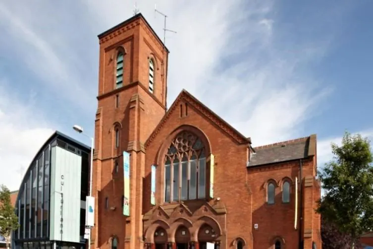 Сasa de vacaciones Villa Lights Of Broadway Gaeltacht Quarter Belfast